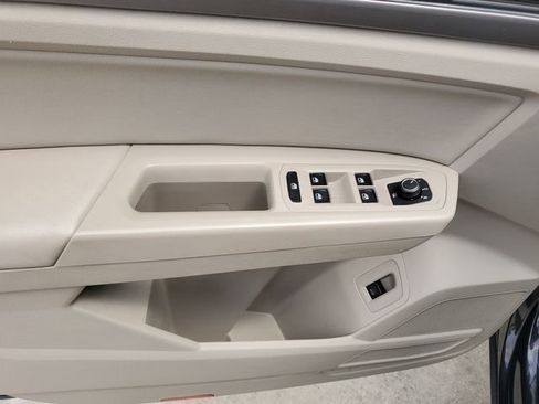 Used 2019 Volkswagen Atlas SEL AWD/4WD image 22