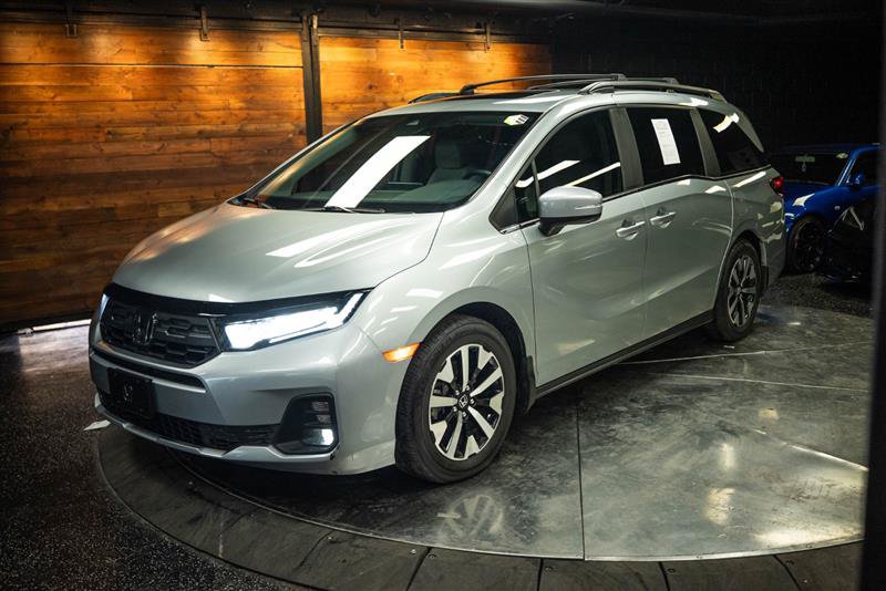 Used 2025 Honda Odyssey EX-L image 2