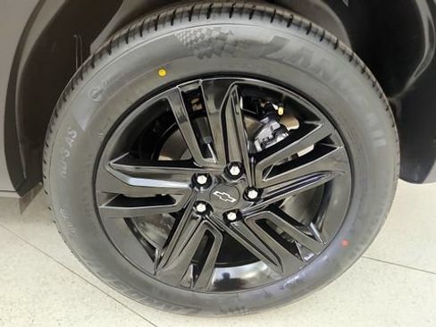 Used 2024 Chevrolet Trax ACTIV w/ Sunroof Package FWD image 75