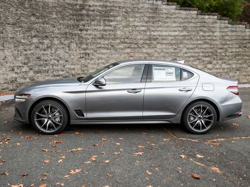 New 2026 Genesis G70 2.5T image 5