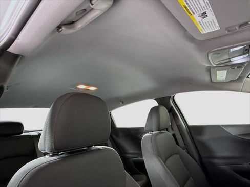 Used 2022 Chevrolet Malibu LT FWD image 18