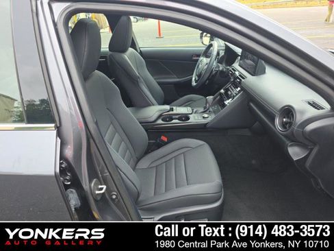 Used 2023 Lexus IS 350 F Sport RWD image 12