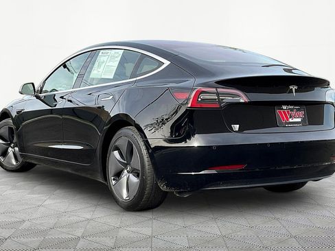 Used 2018 Tesla Model 3 Long Range RWD image 4