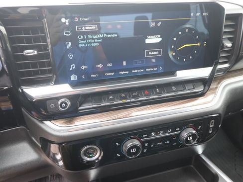 Used 2023 Chevrolet Silverado 1500 LT Trail Boss image 21