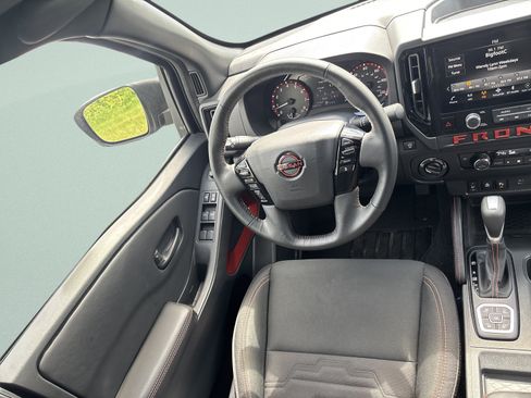 Used 2026 Nissan Frontier PRO-4X AWD/4WD image 24