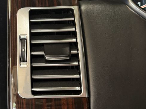 Used 2015 Land Rover Range Rover Supercharged AWD/4WD image 15