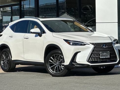 Certified 2025 Lexus NX 250 FWD w/ Premium Package image 2