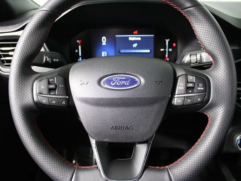 Used 2025 Ford Escape ST-Line FWD image 12