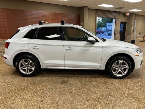 Used 2019 Audi Q5 2.0T Premium w/ Convenience Package image 5