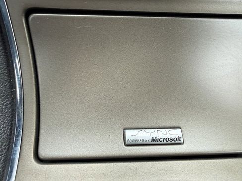 Used 2013 Lincoln MKX FWD image 38