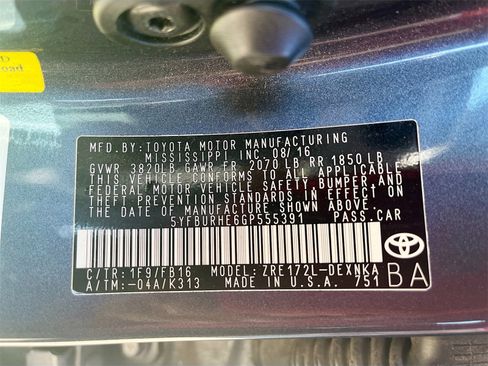 Used 2016 Toyota Corolla LE image 28