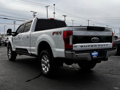 Used 2017 Ford F250 Lariat w/ Tow Technology Bundle image 7