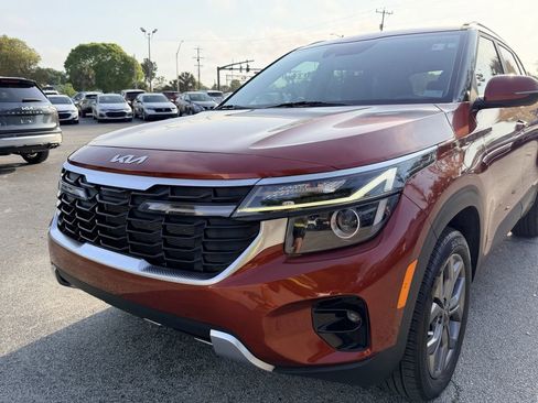 Certified 2024 Kia Seltos S image 9