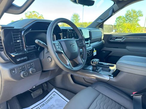 New 2026 Chevrolet Silverado 1500 ZR2 image 15