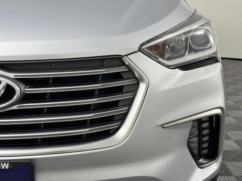 Used 2017 Hyundai Santa Fe Limited w/ Cargo Package AWD/4WD image 4