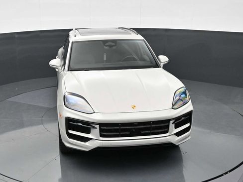 New 2026 Porsche Cayenne AWD/4WD image 35