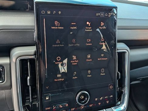 New 2026 GMC Yukon XL Denali w/ Denali Reserve Package AWD/4WD image 16