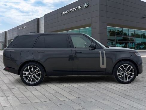 New 2026 Land Rover Range Rover Long Wheelbase SE AWD/4WD image 6
