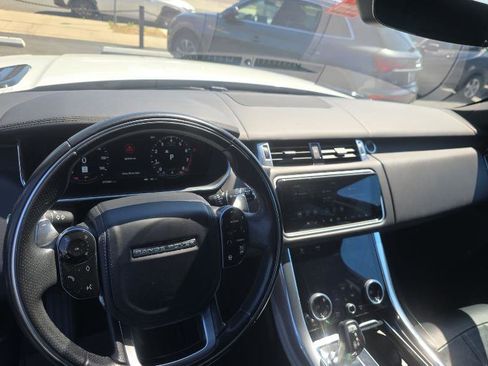 Used 2019 Land Rover Range Rover Sport HSE Dynamic AWD/4WD image 8