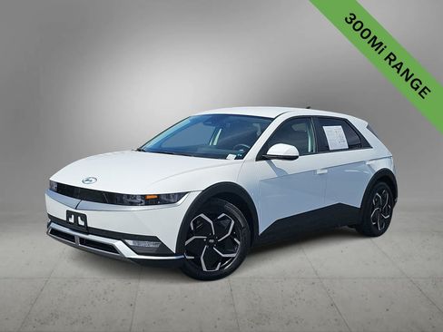 Used 2024 Hyundai Ioniq 5 SEL RWD image 1