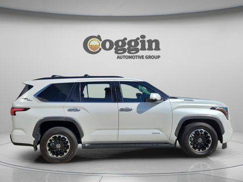 Certified 2023 Toyota Sequoia Limited w/ TRD Off-Road Package AWD/4WD image 4