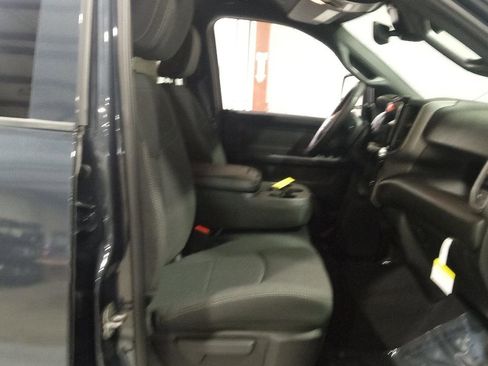 New 2026 RAM 2500 Tradesman AWD/4WD image 4