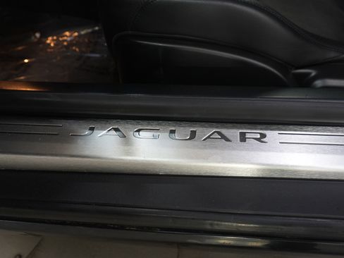 Used 2014 Jaguar F-TYPE S RWD image 23