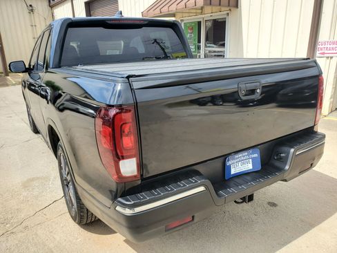 Used 2018 Honda Ridgeline Sport image 8
