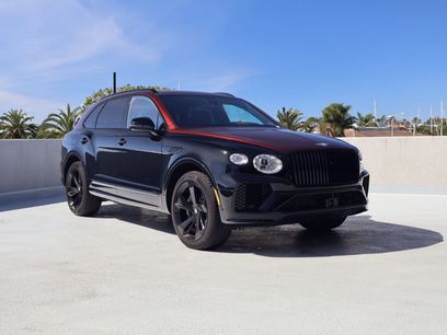 Used 2025 Bentley Bentayga