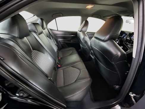 Used 2024 Toyota Camry SE image 26