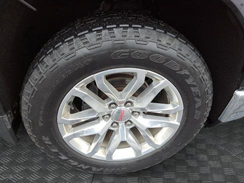 Used 2019 GMC Sierra 1500 SLT w/ SLT Premium Package image 17