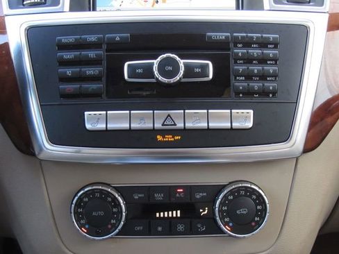 Certified 2015 Mercedes-Benz ML 350 4MATIC image 30