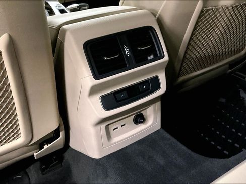 Used 2025 Audi Q5 2.0T Premium w/ Convenience Plus Package image 37