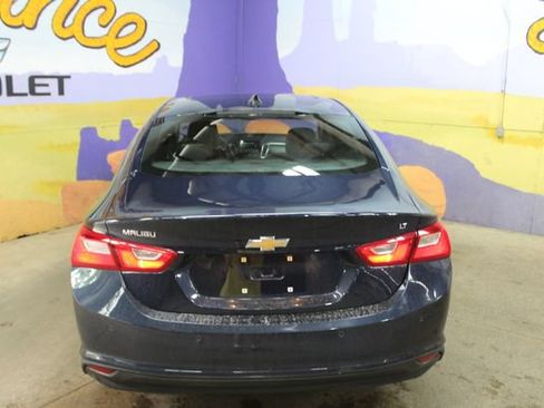 Used 2018 Chevrolet Malibu LT w/ True North Edition FWD image 7
