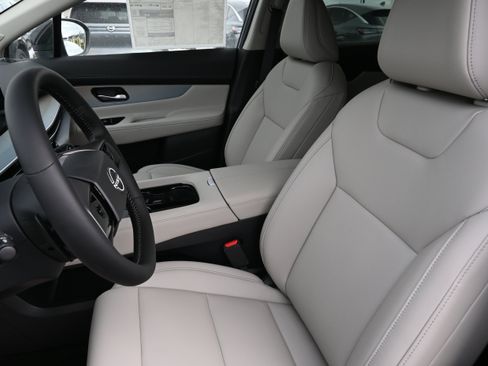 New 2025 Nissan Murano SL AWD/4WD image 22