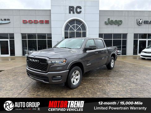 Used 2025 RAM 1500 Big Horn AWD/4WD image 1