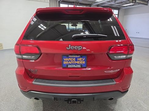 Used 2020 Jeep Grand Cherokee Trailhawk image 6