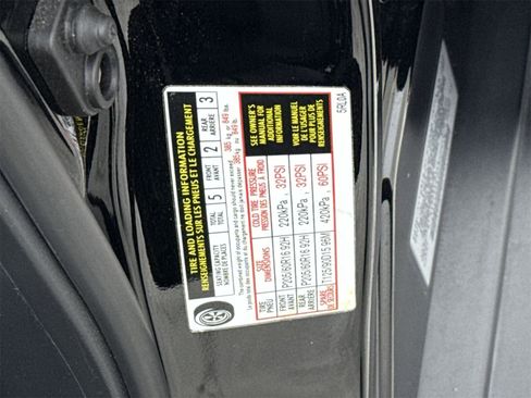 Used 2022 Nissan Kicks S image 42