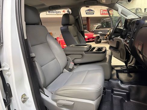 Used 2019 Chevrolet Silverado 2500 W/T w/ WT Convenience Package AWD/4WD image 37