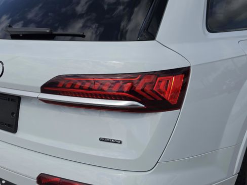 Used 2021 Audi Q7 3.0T Prestige w/ Prestige Package AWD/4WD image 41