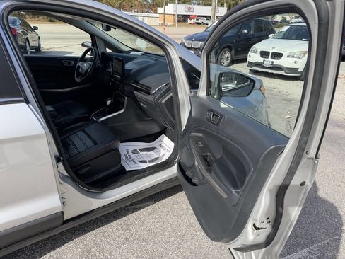 Used 2018 Ford EcoSport Titanium image 18
