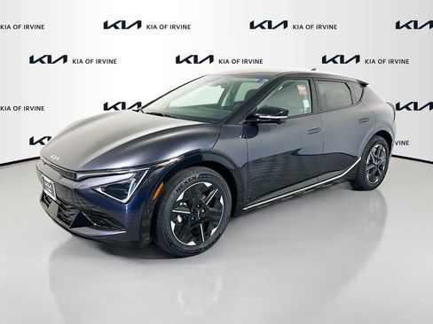 New 2025 Kia EV6 Wind image 3