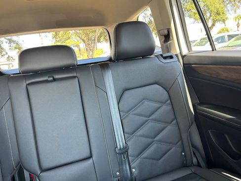 New 2026 Volkswagen Atlas SE image 14