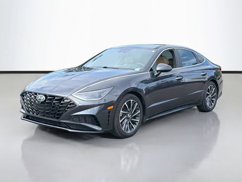 Used 2020 Hyundai Sonata Limited w/ Cargo Package FWD image 2