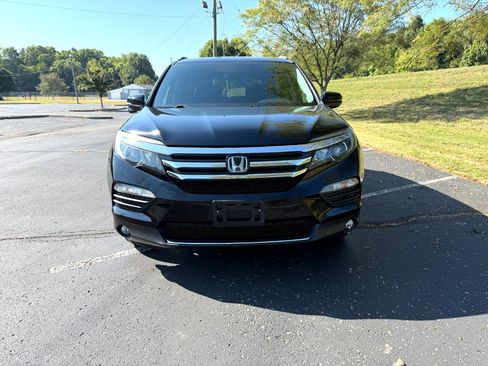 Used 2016 Honda Pilot Touring image 30