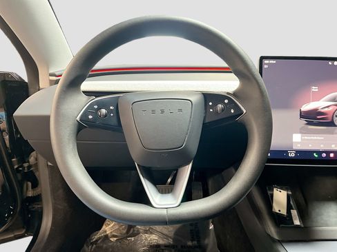 Used 2025 Tesla Model 3 Long Range AWD/4WD image 10