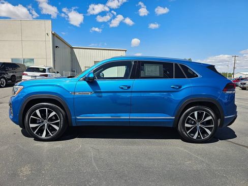 Certified 2025 Volkswagen Atlas Cross Sport SEL Premium R-Line AWD/4WD image 3