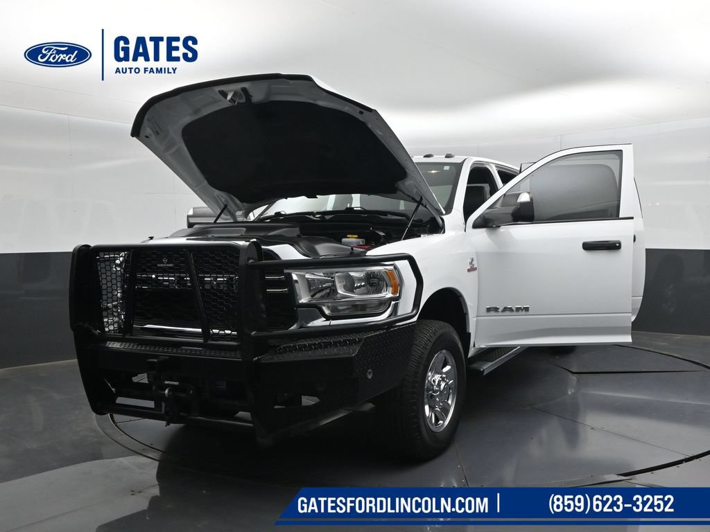 Used 2022 RAM 3500 Tradesman w/ Chrome Appearance Group AWD/4WD image 59