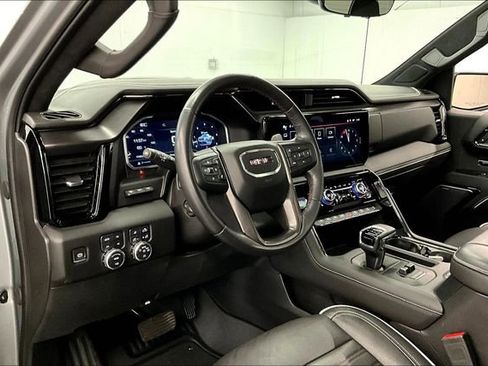 Used 2024 GMC Sierra 1500 AT4X AWD/4WD image 16