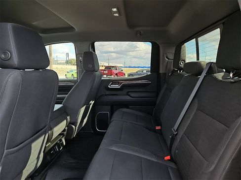 Used 2022 Chevrolet Silverado 1500 LT w/ Safety Package image 18